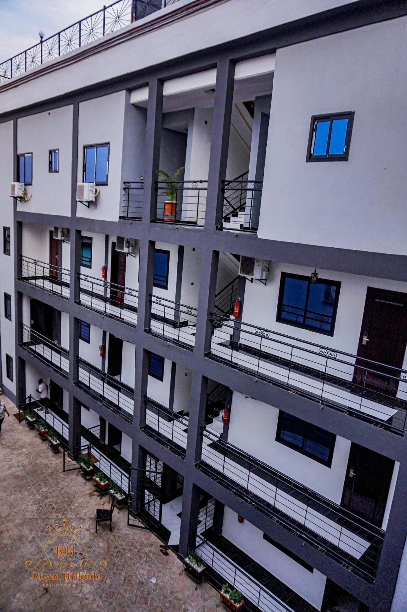 Royal Hillside Apartments And Hotels Yaounde Exterior photo